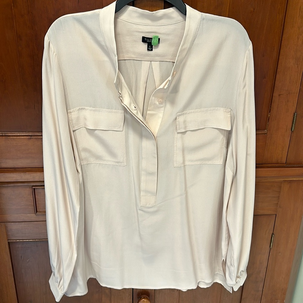 Talbots blouse. Size Large.